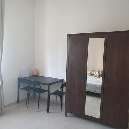 Bed & Breakfast Aurelia โบโลญญา ภายนอก รูปภาพ