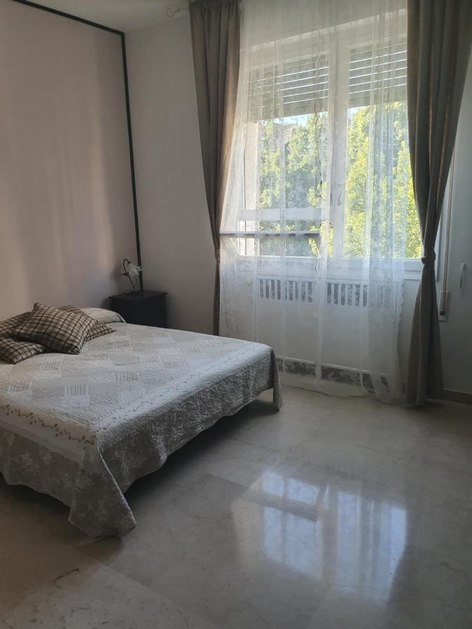 Bed & Breakfast Aurelia โบโลญญา ภายนอก รูปภาพ