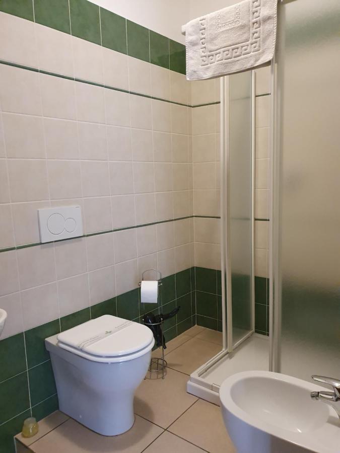Bed & Breakfast Aurelia โบโลญญา ภายนอก รูปภาพ