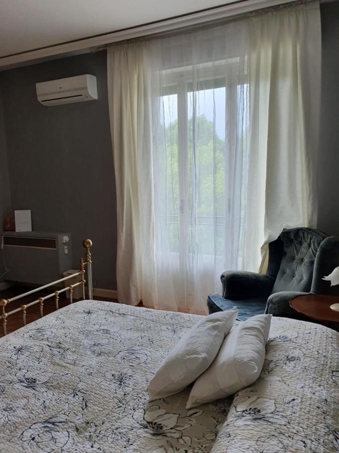 Bed & Breakfast Aurelia โบโลญญา ภายนอก รูปภาพ